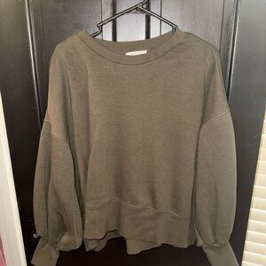 Zenana Outfitters Olive Pullover